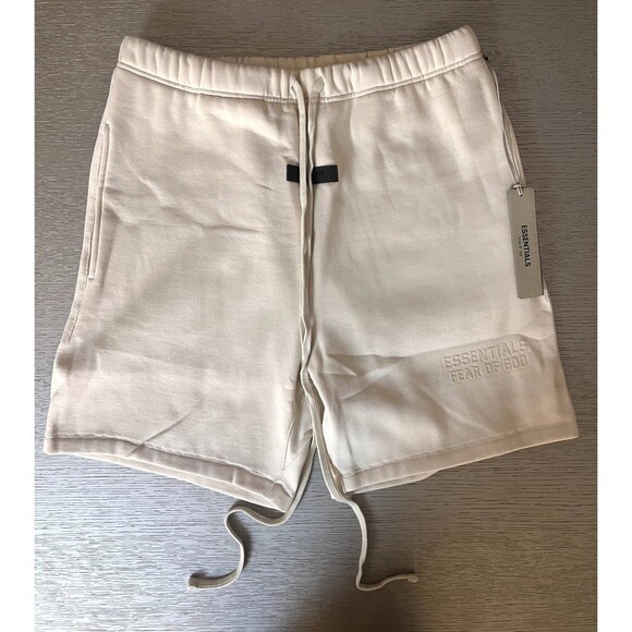 Fear of God Essentials Sweatshorts Eggshell Brand New - Picture 2 of 6